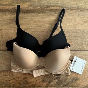 Calvin Klein Underwear 2-Pack T-Shirt Bras in Black & Nude